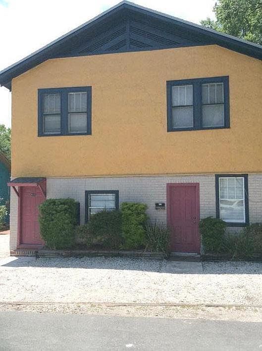1st image of 1016 1/2 SW 4th Ave