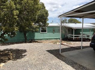 126 E Grandview Rd, Capitan, NM 88316