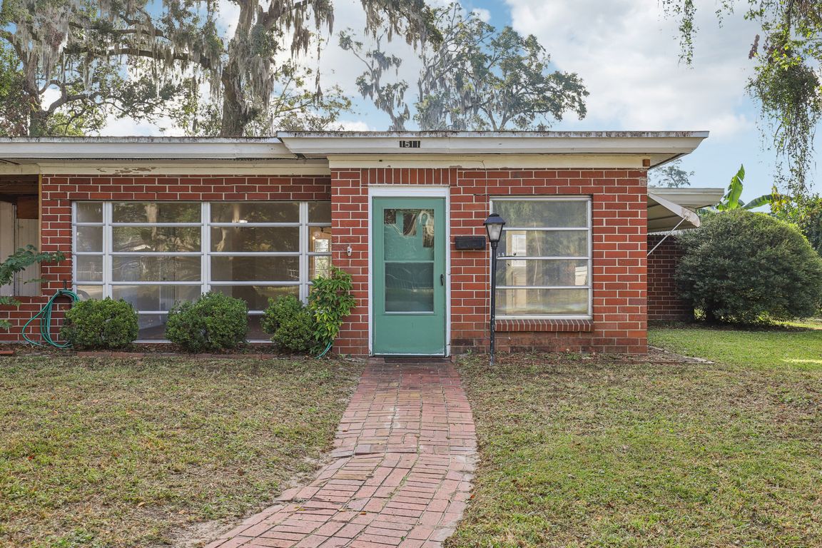 River Bluff Rd-S0911-001.jpg