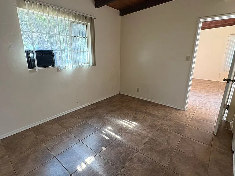 3414 E Lee St #3416 & 3418 — Photo 7