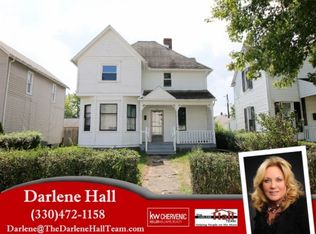 52 Stirling Ave, Barberton, OH 44203
