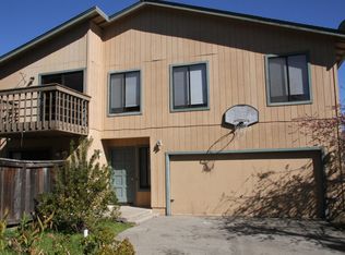 3413 Mission Dr, Santa Cruz, CA 95065
