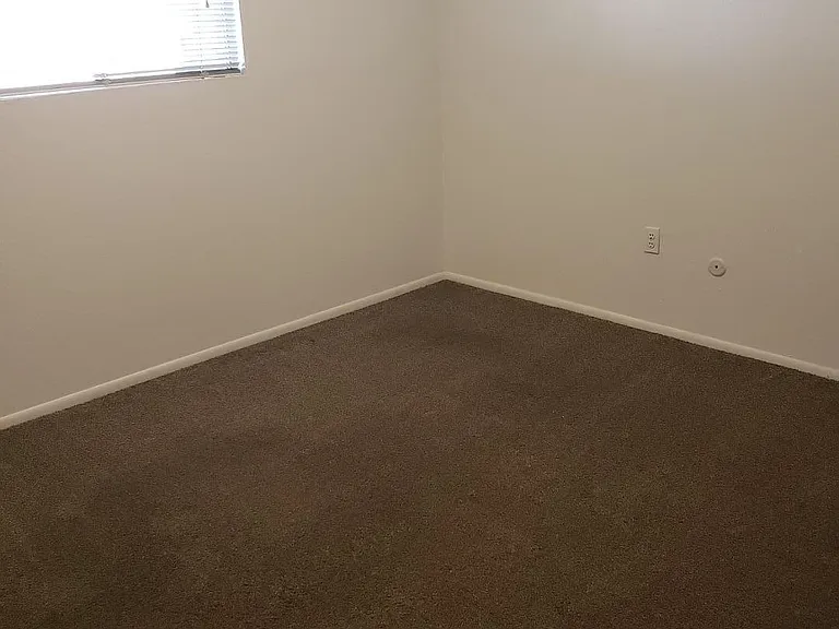 1729 Paisano St NE #4 — Photo 9