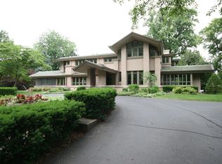 4 Millikin Pl, Decatur, IL 62522