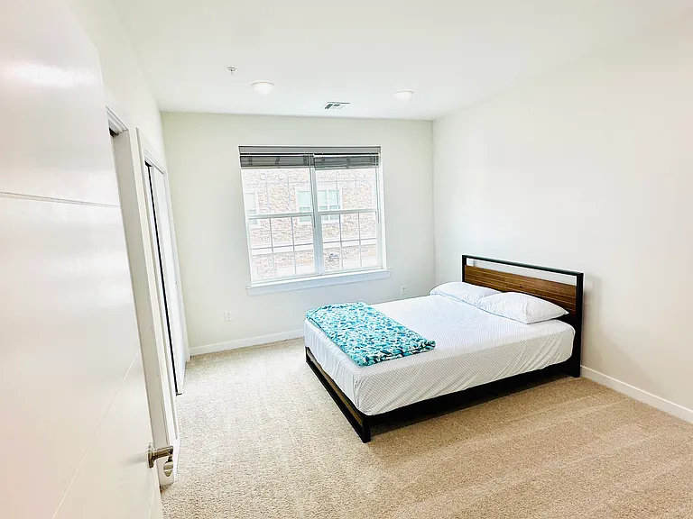 Guest Bedroom Pic 1