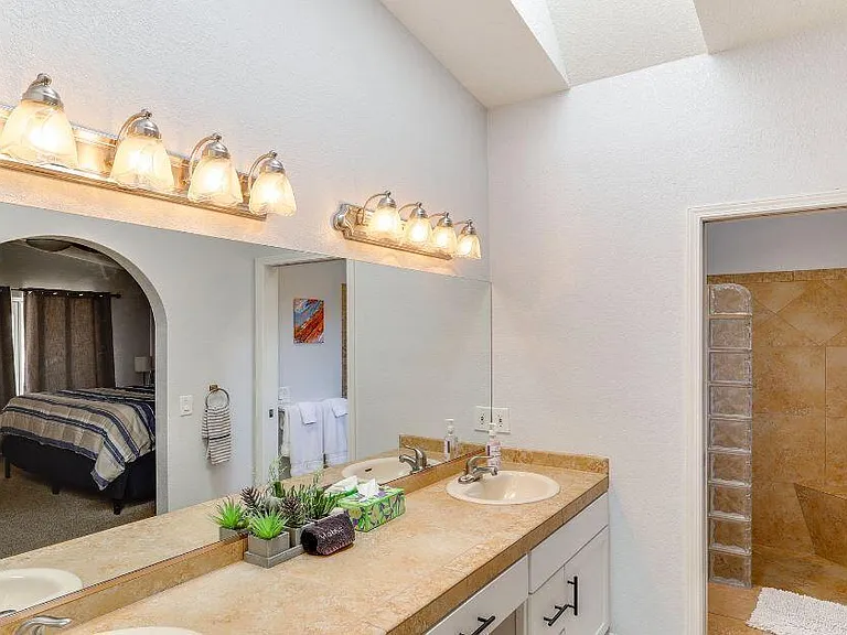 1790 Piper Bay — Photo 9