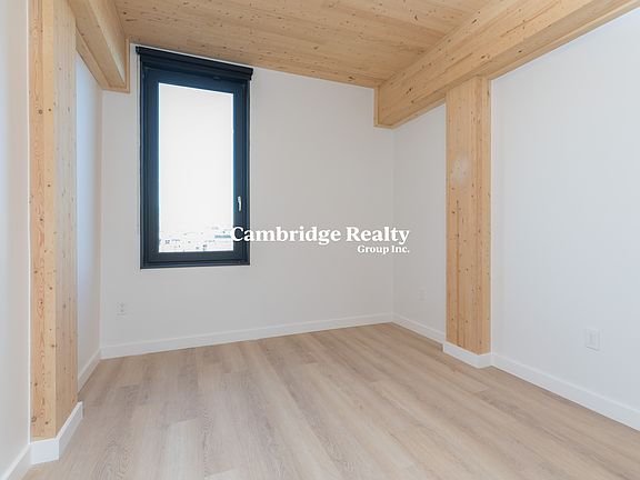 5th image of 11 Lenox St #605T