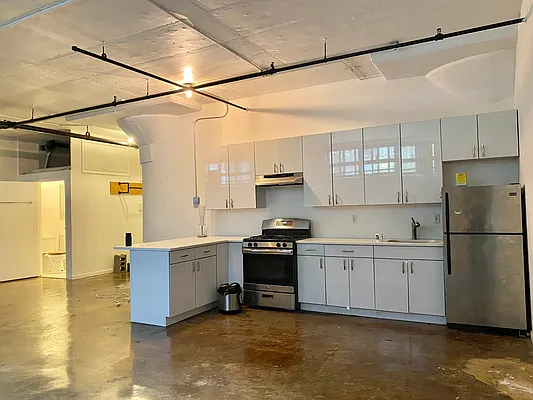 Rented by EXR | media 1