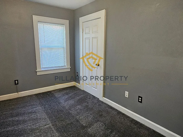 44 S Ewing St — Photo 12