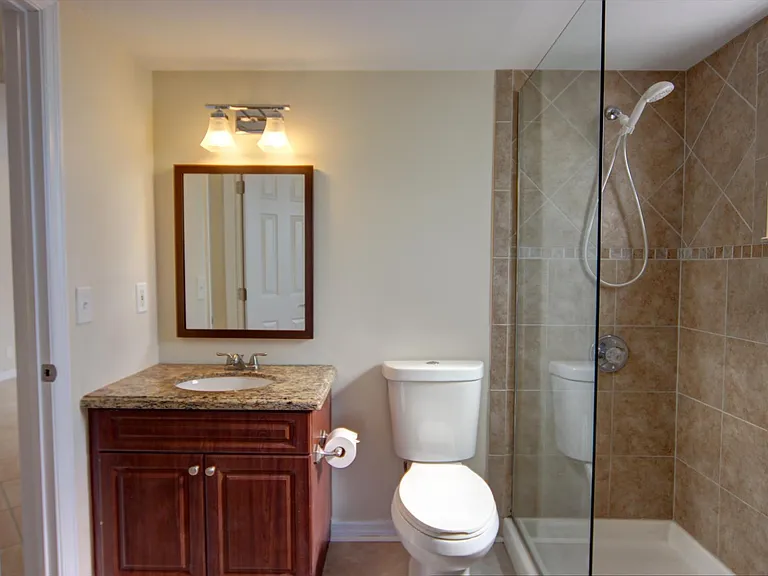 342 Southwind Dr #114 — Photo 6