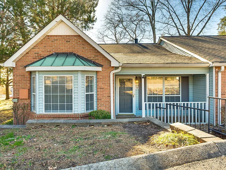 117 Beech Forge Dr — Photo 1