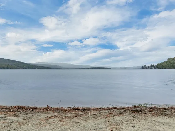22 Duckworth Road, Hebron, NH 03241