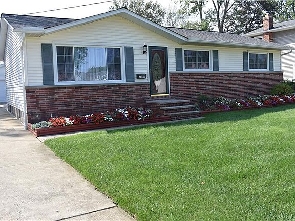 2nd image of 7490 Goldenrod Dr