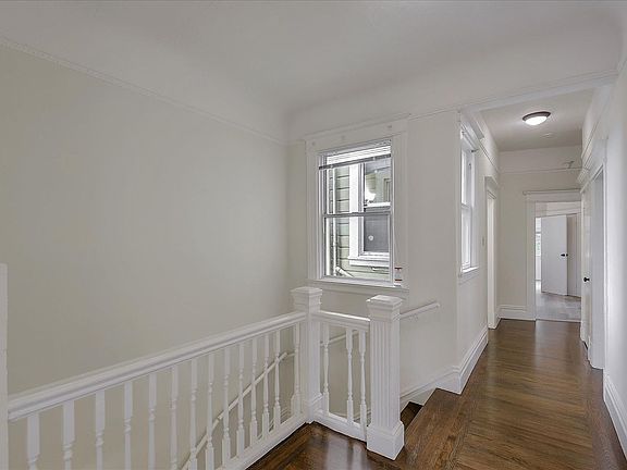 3rd image of 1340-1342 12th Ave #1340
