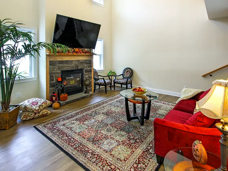 Cedarview Lane — Photo 3