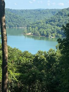 92 Acs Dale Hollow Estates Rd, Byrdstown, TN, 38549