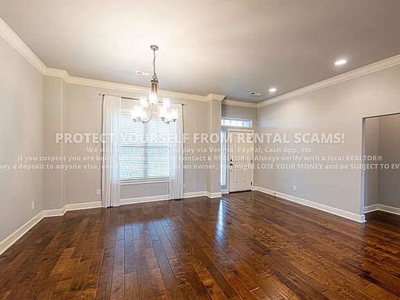 2nd image of 1404 SW Liberty Ave