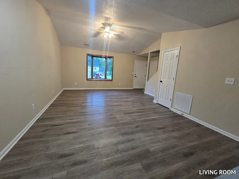 4141 W Bethany Dr #4141 — Photo 3