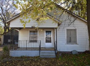 1317 W Center St, Collinsville, OK 74021