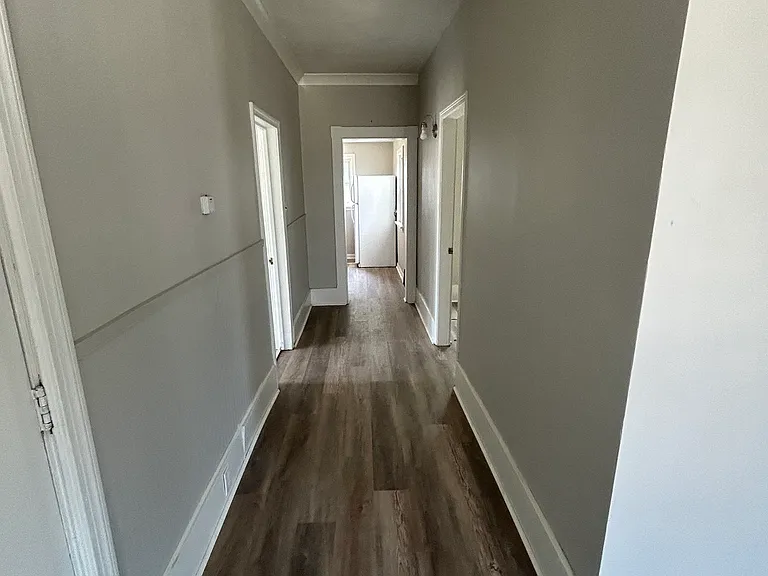 189 E 3rd St #1 — Photo 4