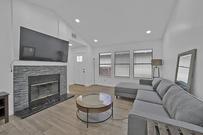 12221 Little Fatima Ln — Photo 8