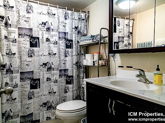 5th image of 872 W Lill Ave #B1