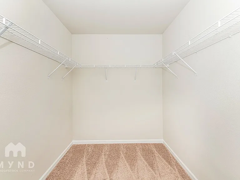 279 Royal Meadow Dr — Photo 15