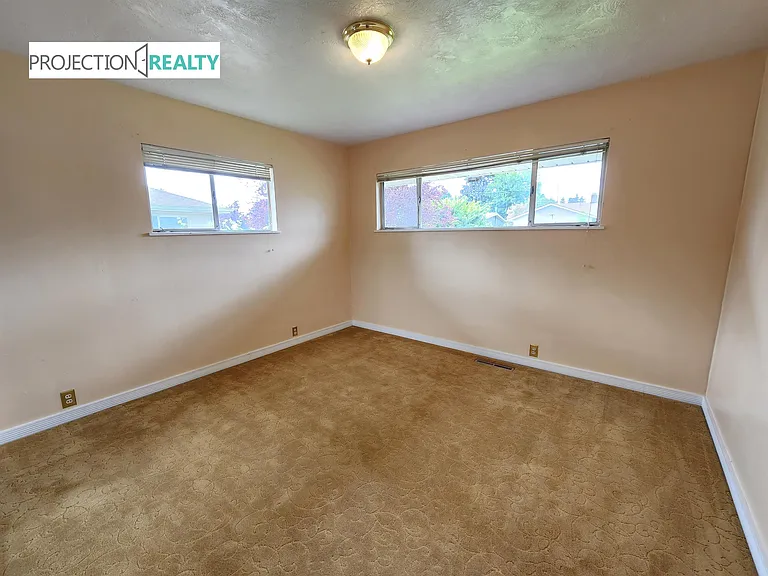 11128 NE Everett St — Photo 14