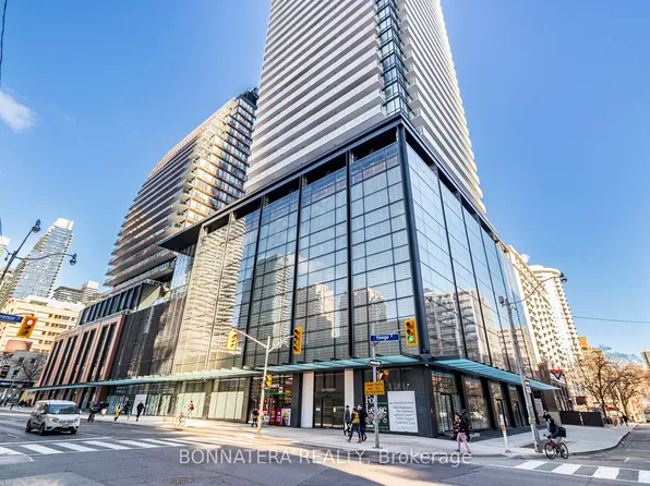 501 Yonge St #2113, Toronto, ON M4Y 0G8