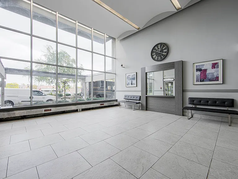 2980 Don Mills Rd — Photo 8