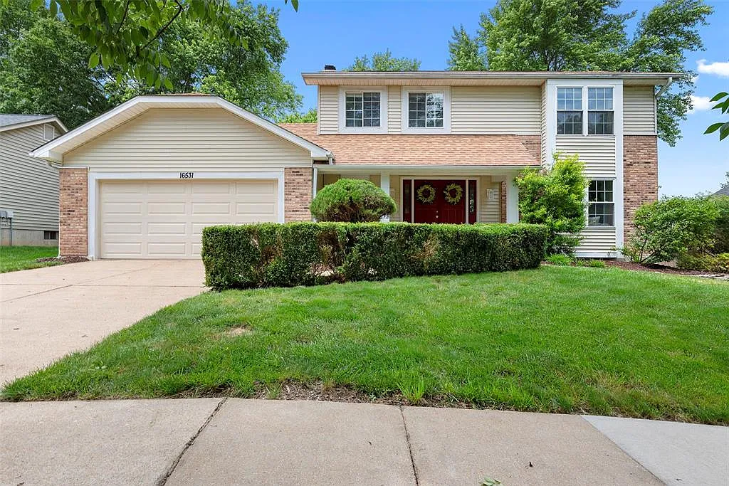 16531 Oak Forest Ct photo 1