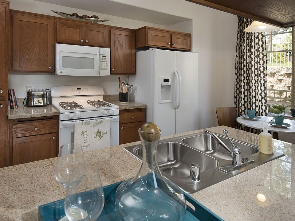 Avalon Oak Creek Apartment Rentals Agoura Hills, CA Zillow