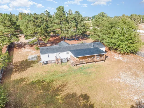 161 Prestige Ln, Jefferson, SC 29718