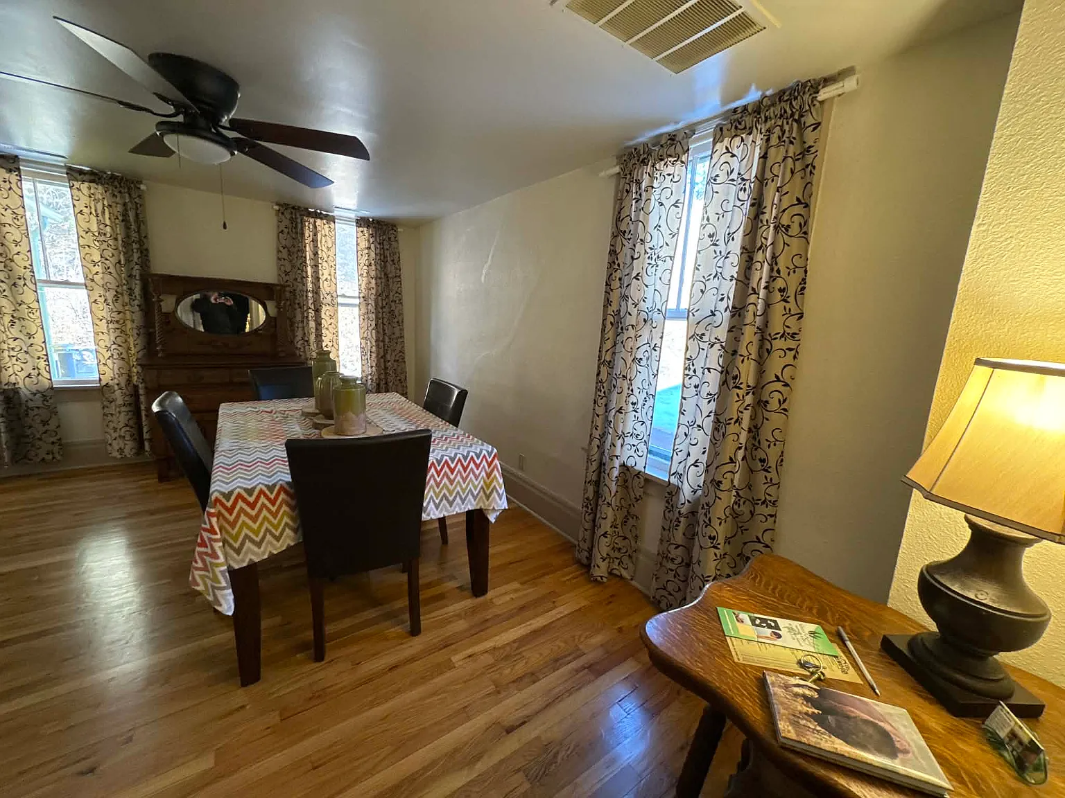 2 bed, 1000 sqft, $1,450 — Photo 3