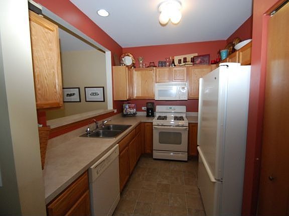 4th image of 2105 Braeburn Dr Unit A