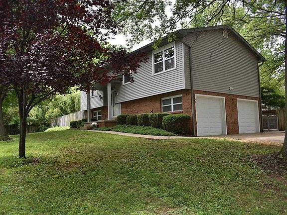2nd image of 5999 Westchester Dr
