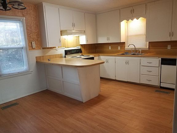 3rd image of 1411 N 5th St