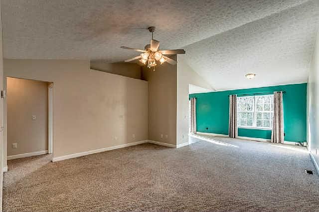 2nd image of 1574 Laurel Ledge Dr