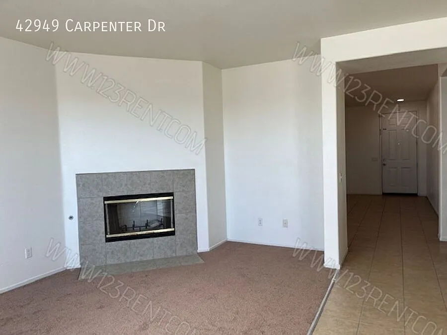 4bd/ 2bd House East Lancaster / Recently Rehabbed — Photo 4