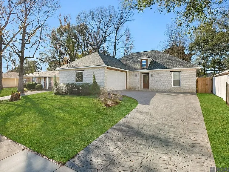 9536 Avis Ave — Photo 2