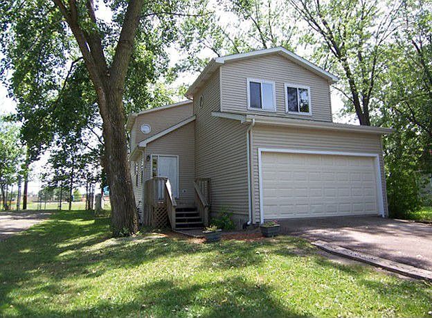 1st image of 719 Oakwood Dr