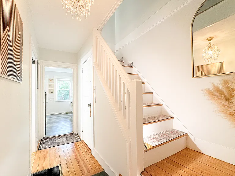 27 Shirley St #27 — Photo 8