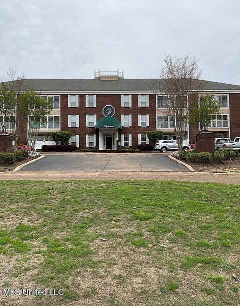 2nd image of 500 Northpointe Pkwy APT 116