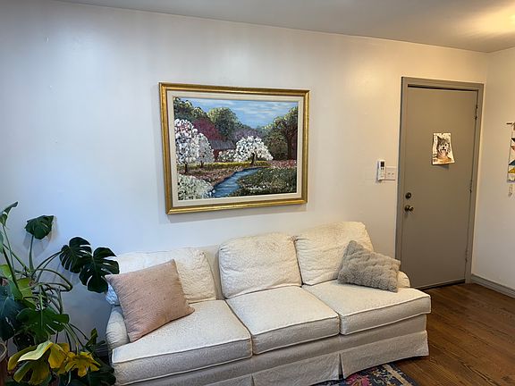5th image of 4520 N Harvey Pkwy APT 3