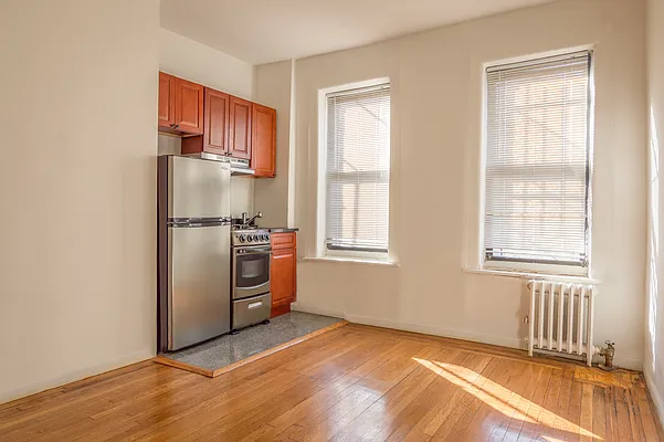 Rented by Bold New York | media 13