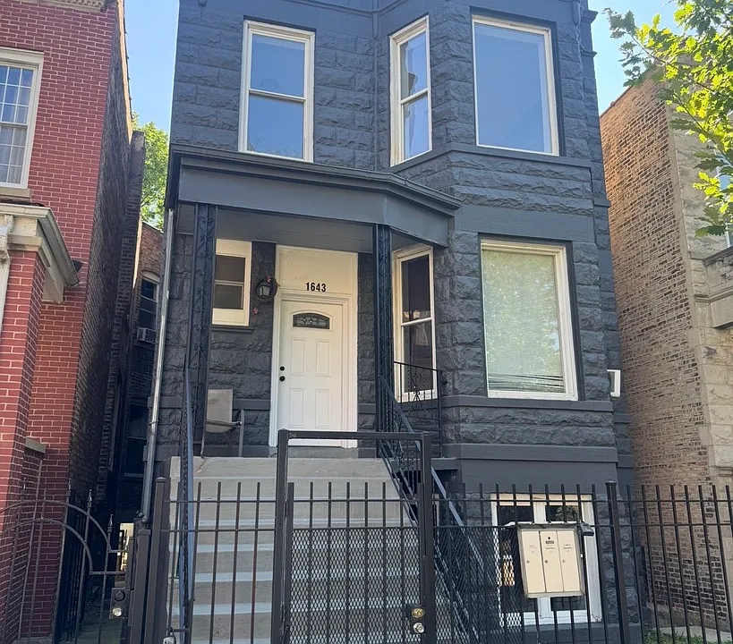 1643 S Trumbull Ave #2