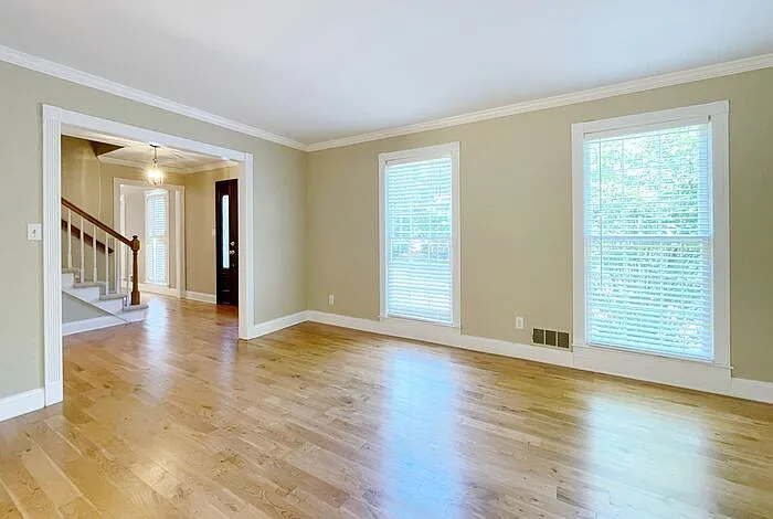 811 Mitsy Ridge Dr — Photo 10