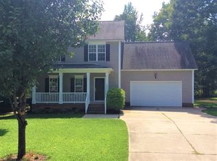 7032 Oviedo Dr, Raleigh, NC 27603