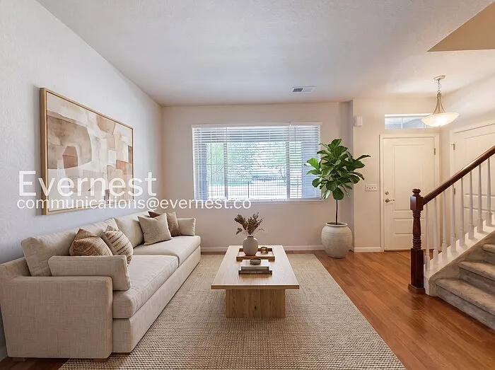 2 bed, 2.5 bath, 1580 sqft, $2,745 — Photo 2
