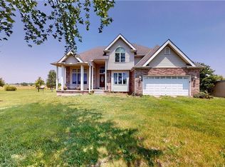 4185 E Arnold Rd S, Hume, MO 64752